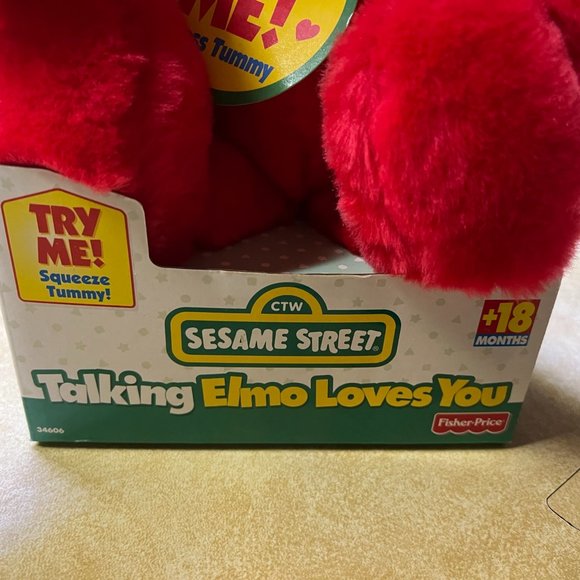 Vintage 1997 Sesame Street Talking “Elmo Loves You”Tyco Plush Doll RARE In Box - Picture 2 of 4